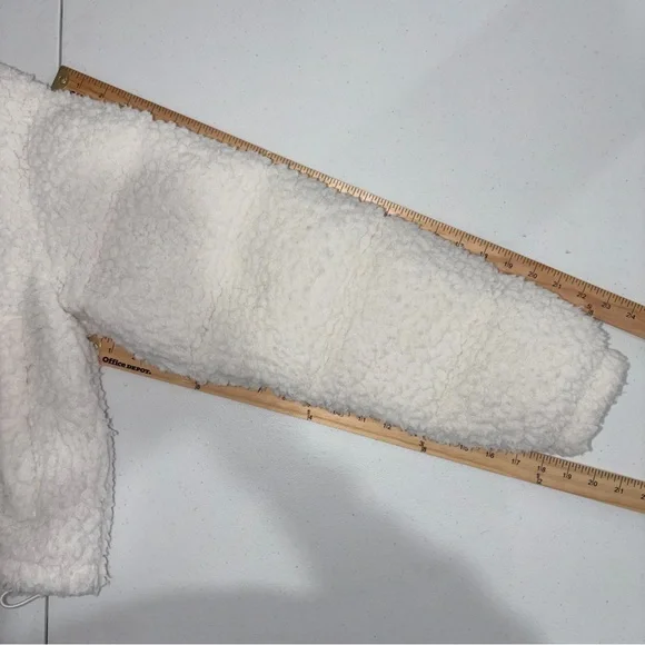 The North Face Nuptse White Gardenia Down Jacket - Picture 7 of 16